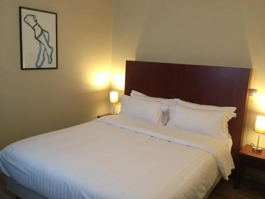 Hotel Du Jura Paris