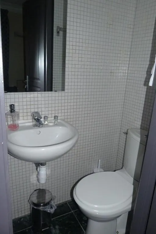 Du Jura 2* París